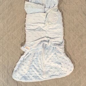 Newborn Halo Light Blue Textured Swaddle Sack
